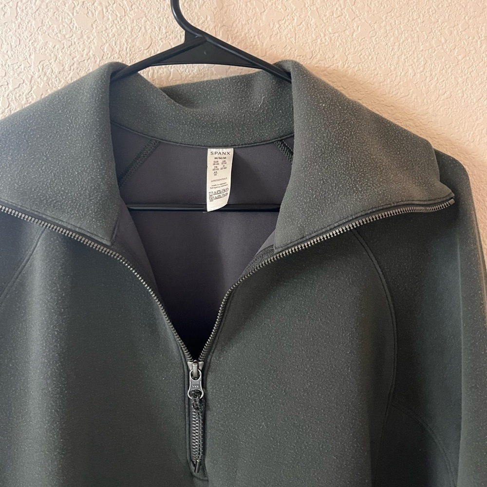Spanx AirEssentials Women’s Half Zip Pullover - Picture 6 of 13